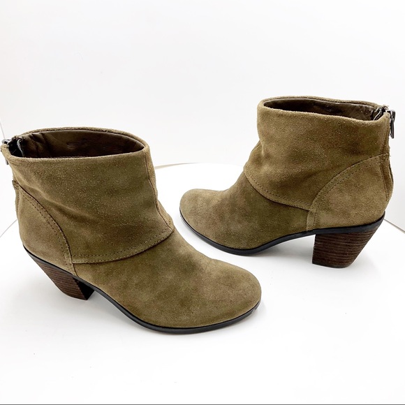 {Sam Edelman} Larkin Suede Ankle Boots - Picture 16 of 16